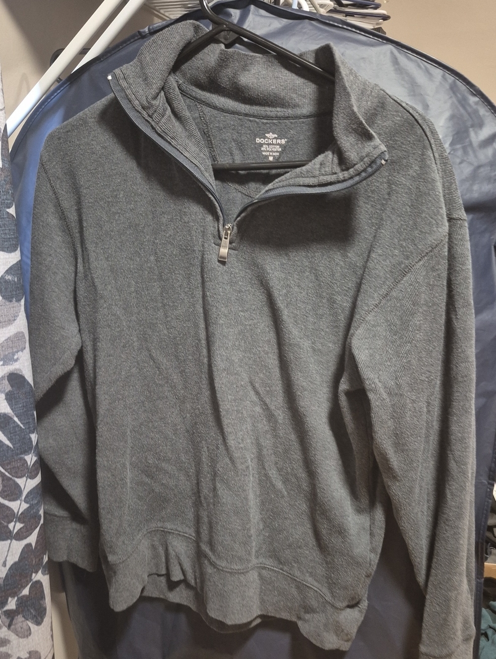 Dockers Men's Dark Gray Quarter-Zip Pullover Sweater